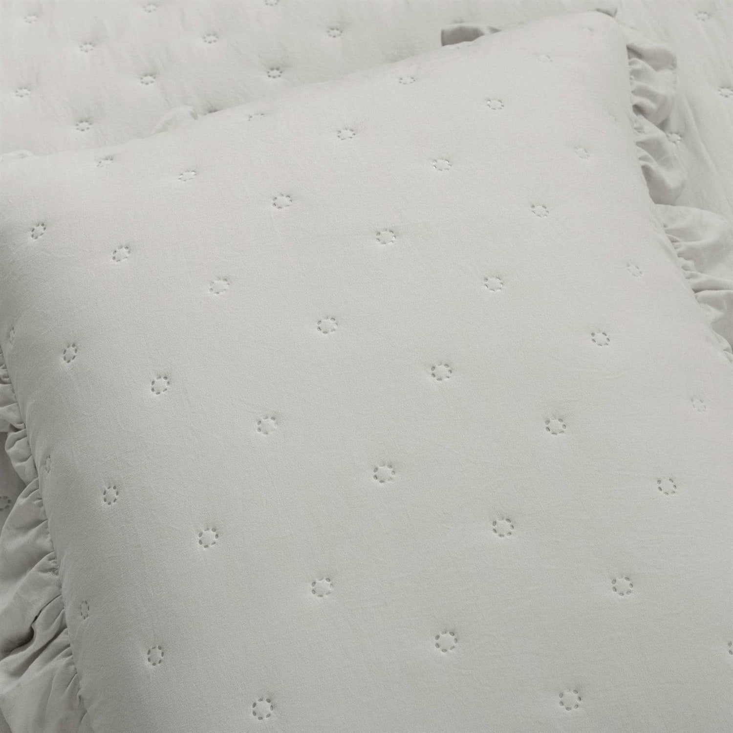 Full/Queen Lightweight Grey Ruffle Reversible Oversized 3 Piece Quilt Set